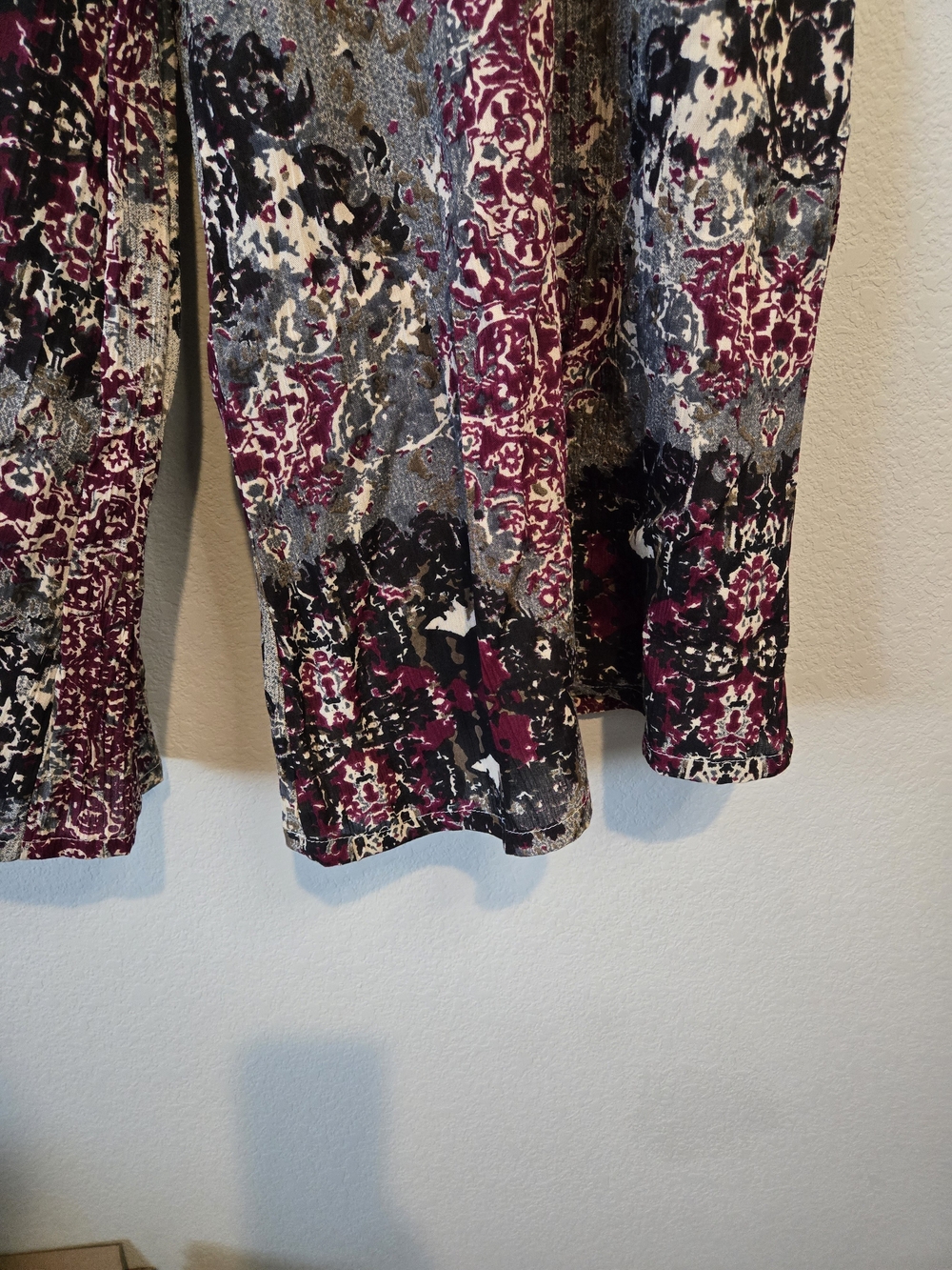Bohemian Wide-Leg Palazzo Pants in Burgundy Print - Picture 3 of 8